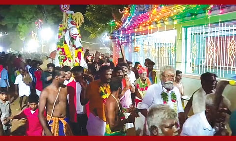 கோவில் புரவி எடுப்பு விழா