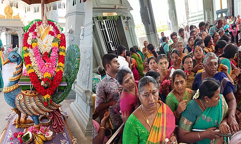 ஆடி கிருத்திகை விழா; முருகன் கோவில்களில் பக்தர்கள் சாமி தரிசனம்