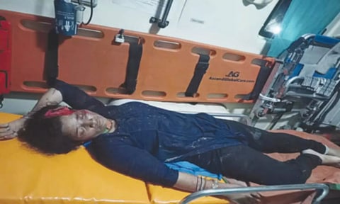 கன்னியாகுமரி அருகே மீன் ஏற்றி சென்ற டெம்போ மரத்தில் மோதி கவிழ்ந்தது வடநாட்டு பெண் படுகாயம்