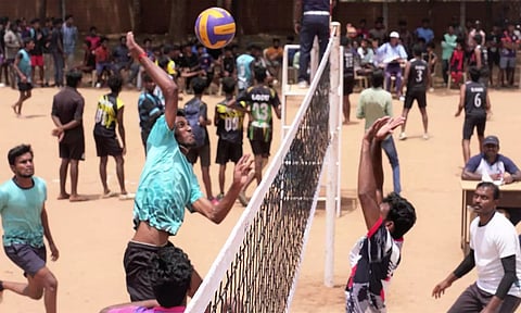 கோவையில் கோலாகலமாக தொடங்கிய 'ஈஷா கிராமோத்சவம்' போட்டிகள்- நூற்றுக்கணக்கான வீரர்கள் பங்கேற்பு