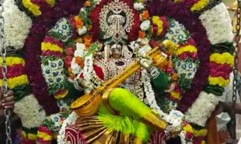 அங்காள பரமேஸ்வரி கோவில்களின் தாய் வீடு மேல்மலையனூர்