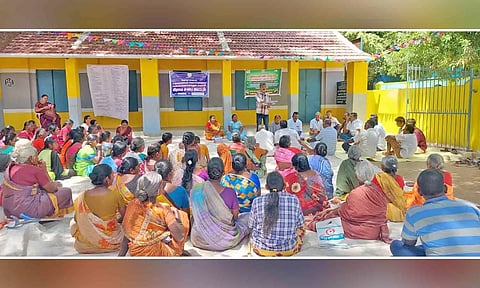 கண்ணம்மநாயக்கனூர் ஊராட்சி கிராம சபை கூட்டம் நடைபெற்ற காட்சி. 