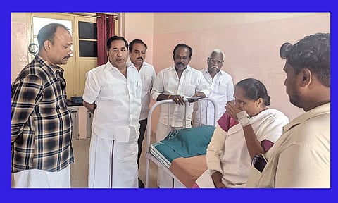 மதுரை அரசு மருத்துவமனையில் காயமடைந்தவர்களை தளபதி எம்.எல்.ஏ. நேரில் சந்தித்து ஆறுதல் கூறினார்.