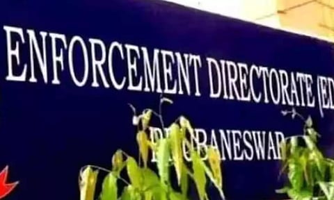 சரத்பவார் உதவியாளரிடம் இருந்து ரூ.25 கோடி தங்கம், ரூ.1 கோடி பணம் பறிமுதல்- அமலாக்கத்துறை நடவடிக்கை