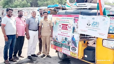 ஆட்டோவில் ரத்ததான விழிப்புணர்வு பயணம்