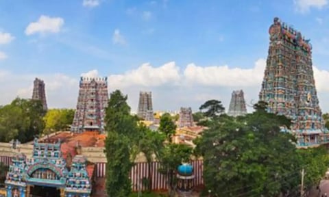 சித்தர்கள் வாழ்ந்த மீனாட்சி சுந்தரேஸ்வரர் திருக்கோவில்!