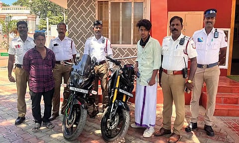 போக்குவரத்து விதிமுறையை மீறிய 2 வாலிபர்களுக்கு தலா ரூ.12000 அபராதம் இன்ஸ்டாகிராமில் இருந்த வீடியோவால் போலீசார் அதிர்ச்சி