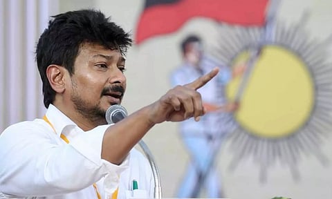 டெல்டா மாவட்டங்களில் உதயநிதி ஸ்டாலின் சூறாவளி சுற்றுப்பயணம்- செயல்வீரர்கள் கூட்டத்தில் பங்கேற்பு