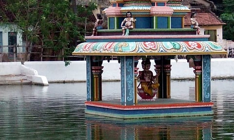 திருநள்ளாறு நளதீர்த்தம்!