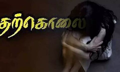 டெல்லியில் பெண் காவலர் கூட்டு பலாத்காரம்: அவமானத்தில் தற்கொலை