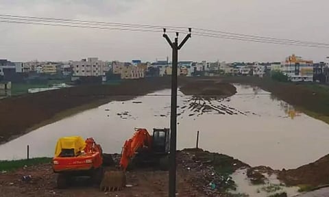 தாங்கல் ஏரியில் அதிகரித்து வரும் ஆக்கிரமிப்பு அகற்றப்படுமா?