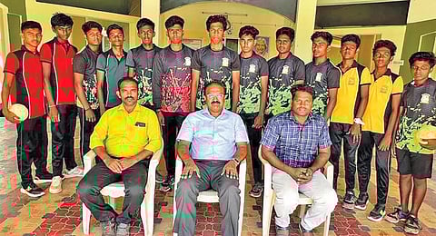 போட்டியில் வெற்றி பெற்ற மாணவர்கள்.