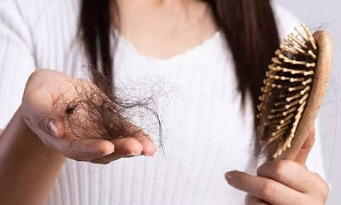 முடி உதிர்தல் பிரச்சினையில் இருந்து விடுபடுவது எப்படி?