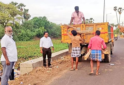 மேலப்பாளையம் கால்வாய் பகுதியில் குப்பை கொட்டியவர்களுக்கு அபராதம்