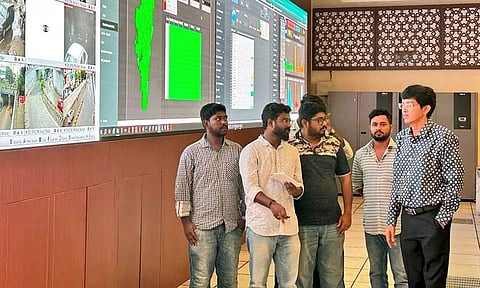 சென்னையின் பல இடங்களில் கனமழை - மாநகர ஆணையர் ராதாகிருஷ்ணன் ஆய்வு