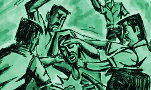 திருவள்ளூர் அருகே வங்கி மேலாளரை கத்தியால் வெட்டிய கும்பல்