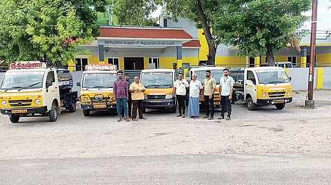 முறையான ஆவணங்கள் இல்லாமல் குடிநீர் விநியோகம் செய்த 5 ஆட்டோக்கள் பறிமுதல்