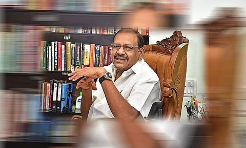 துக்ளக் தர்பார் என்று சொல்வதைத் தவிர வேறு என்ன சொல்ல முடியும்?- பீட்டர் அல்போன்ஸ் விமர்சனம்