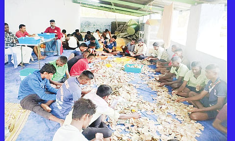 சதுரகிரி கோவிலில் ரூ.44 லட்சம் உண்டியல் வசூல்
