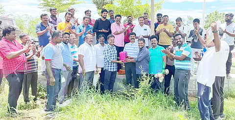 கிராம நிர்வாகி அலுவலர்களின் கிரிக்கெட் போட்டி