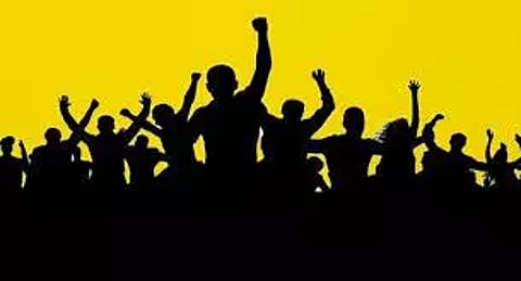 காரைக்கால் கீழகாசாக்குடியில் இந்து முன்னணியினர் ஆர்ப்பாட்டம்