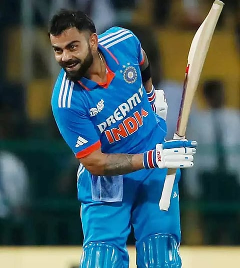 குறைந்த இன்னிங்சில் 13 ஆயிரம் ரன்கள்: சச்சின் சாதனையை முறியடித்தார் விராட் கோலி