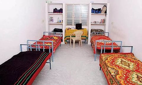 விடுதியை பராமரிக்க தொண்டு நிறுவனங்களுக்கு அழைப்பு