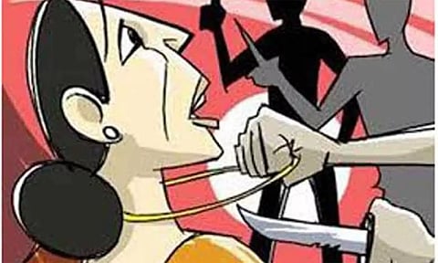 மூதாட்டியிடம் 3 பவுன் தாலி செயின் பறிப்பு