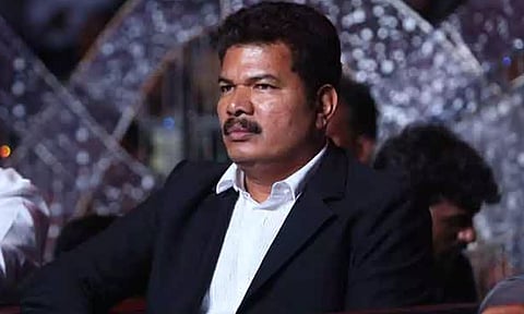 ரூ.15 கோடி போச்சே.. பாட்டு லீக் ஆனதால் அப்செட் ஆன ஷங்கர்