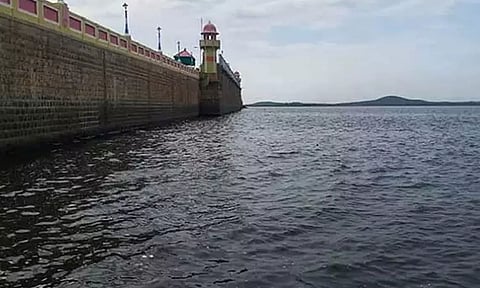 பவானிசாகர் அணையின் நீர்மட்டம் 74 அடியாக சரிந்தது