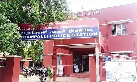 பாதுகாப்பு கேட்டு போலீஸ் நிலையத்தில் காதல் ஜோடி தஞ்சம்