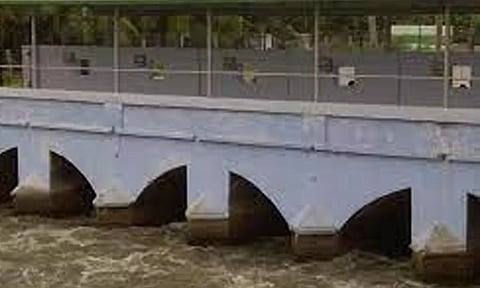 காலிங்கராயன் பாசனத்திற்கு நீர் திறப்பு அதிகரிப்பு