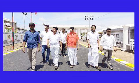 விழா நடைபெறும் இடத்தில் மாவட்ட செயலாளர் மணிமாறன் ஆய்வு செய்தார்.