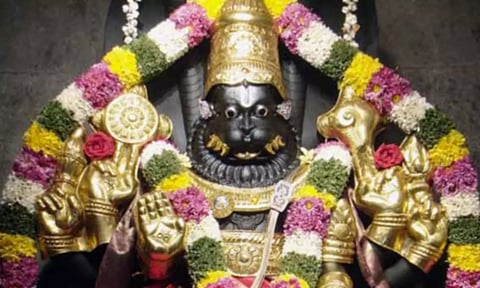 16 கரங்களுடன் நரசிம்மர்