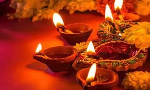 தீபம் ஏற்றி கோவிந்தனின் அருளைப் பெறுங்கள்