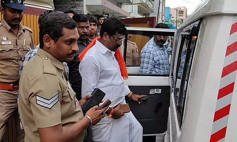 அமைச்சர் உதயநிதி குறித்து அவதூறாக பேசியதாக வேலூர் இந்து முன்னணி கோட்டத் தலைவர் கைது