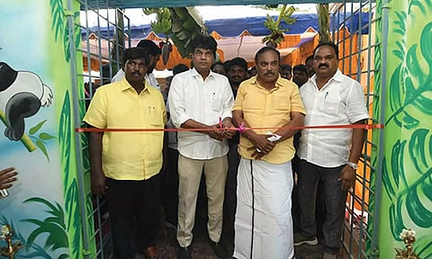 தனியார் பள்ளிகளுக்கு இணையாக மாநகராட்சி பள்ளி வகுப்பறை- கலாநிதி வீராசாமி எம்.பி. திறந்து வைத்தார்