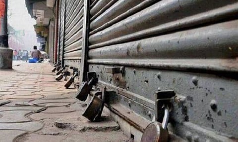 கர்நாடகத்தில் இன்று முழு அடைப்பு: அசம்பாவிதங்கள் நடைபெறாமல் தடுக்க 80 ஆயிரம் போலீசார் குவிப்பு