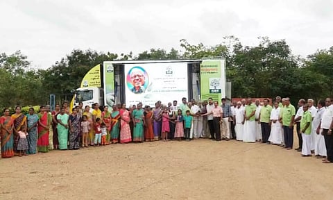 வேளாண் விஞ்ஞானி எம். எஸ்.சுவாமிநாதனுக்கு அஞ்சலி செலுத்தியபோது எடுத்த படம்.
