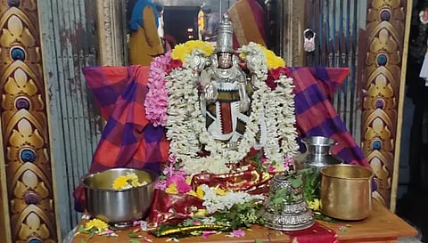 புரட்டாசி 2-வது சனிக்கிழமையையொட்டி பாண்டமங்கலம் பிரசன்ன வெங்கட்ரமணசாமி கோவிலில் சிறப்பு வழிபாடு