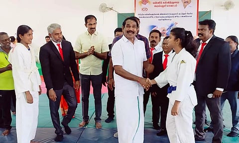 பெரம்பலூர் ஸ்ரீராமகிருஷ்ணா பள்ளியில்தேசிய அளவிலான ஜூடோ போட்டி