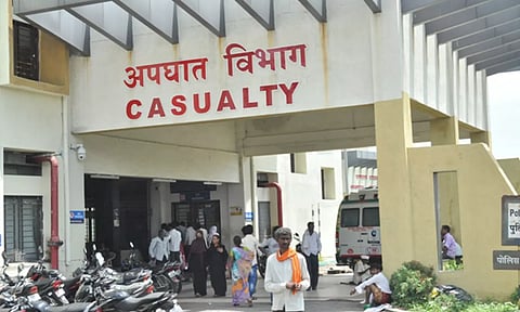 அரசு மருத்துவமனையில் ஒரே நாளில் 'பிறந்த குழந்தைகள்' உட்பட 24 பேர் உயிரிழப்பு