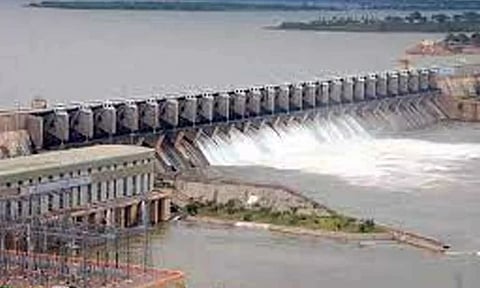 கர்நாடக அணைகளுக்கு நீர்வரத்து வினாடிக்கு 17,281 கனஅடியாக அதிகரிப்பு: காவிரியில் வெறும் 2592 கனஅடி தண்ணீரே திறப்பு
