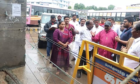 நாகர்கோவில் அண்ணா பஸ் நிலையத்தில் மேயர் மகேஷ் ஆய்வு