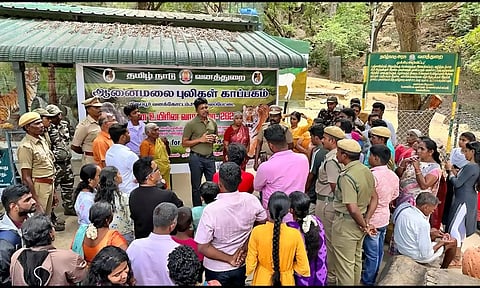 நிகழ்ச்சியில் கலந்து கொண்டவர்களின் காட்சி.