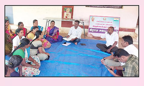 புதுக்கண்மாய் ஆக்கிரமிப்பை அகற்றக்கோரி தீர்மானம்