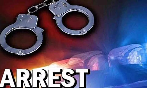 திருடிய செல்போனை திருப்பி கொடுக்க ரூ.10 ஆயிரம் கேட்டு மிரட்டல்