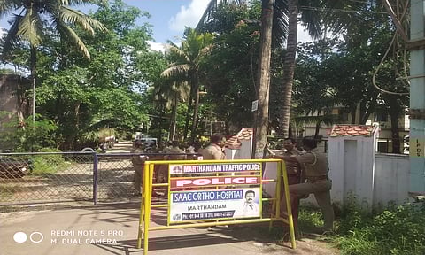 மார்த்தாண்டம் அருகே கல்லறை வழிப்பாதை தொடர்பாக இரு தரப்பினர் மோதல் பதட்டம்-பரபரப்பு