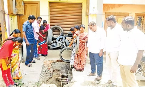 தேங்கியுள்ள டயர்கன் அகற்றப்பட்டது.