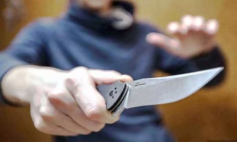 கூலி தொழிலாளிக்கு சரமாரி கத்திவெட்டு